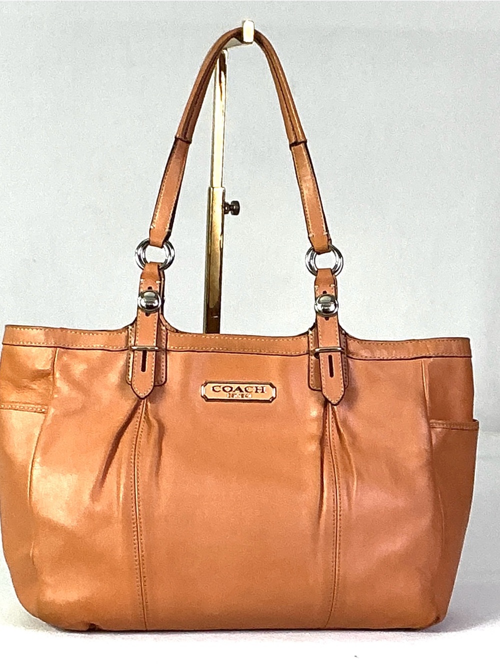 COACH F16565-soft pleated tan leather east/west tote-(like new condition)